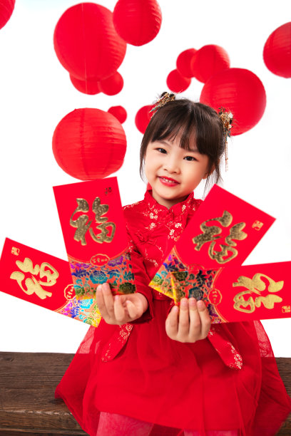 快乐的小女孩拿着红包图片下载