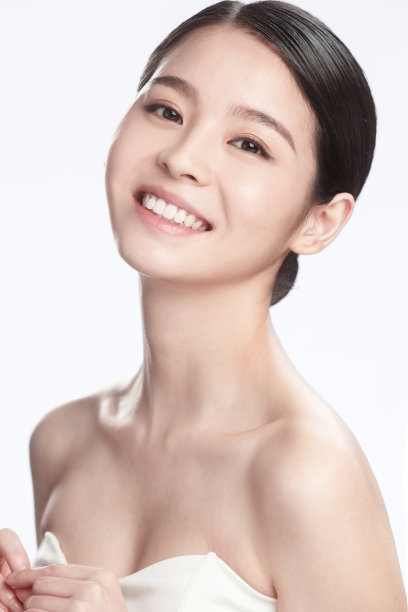 青年女人妆面肖像图片下载