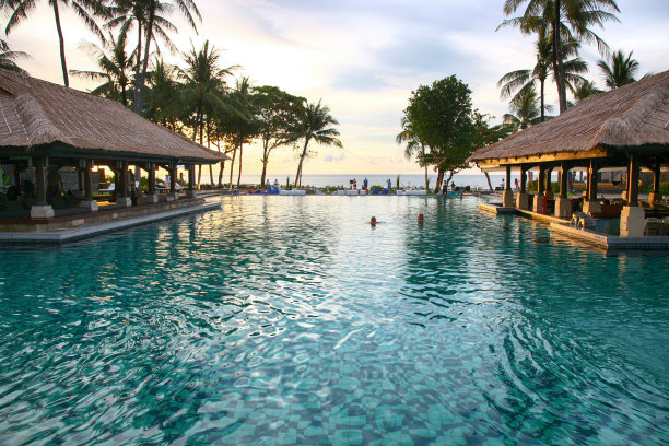 巴厘岛海边度假村图片下载