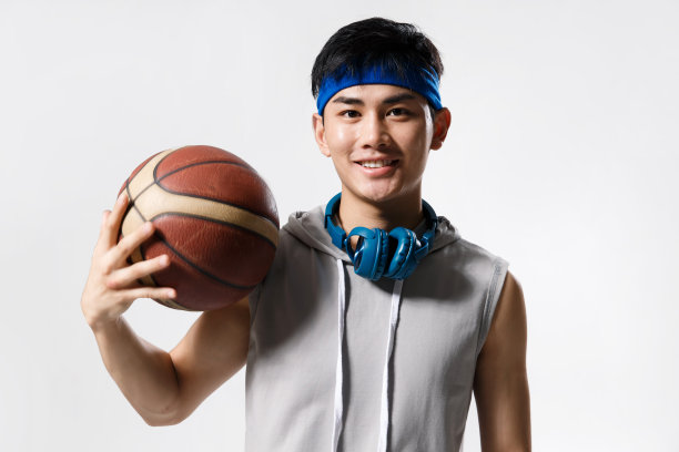 一个年轻的大学男生图片下载