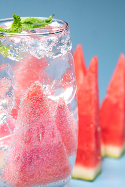 西瓜气泡饮图片下载