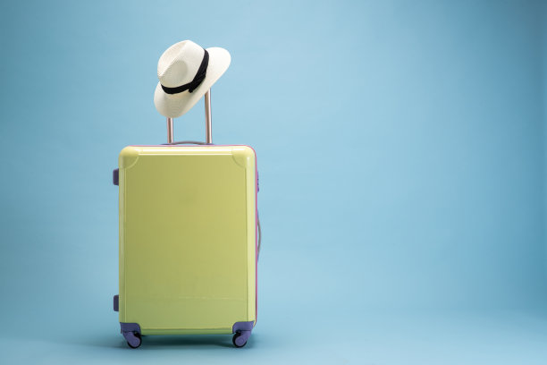 行李箱图片下载