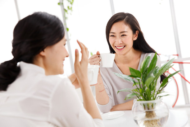 休闲的商务青年女人图片下载