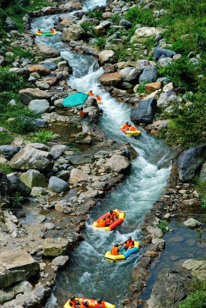 广东省清远玄真景区漂流图片下载