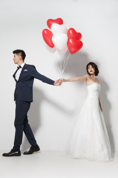 生气分开的情侣图片下载