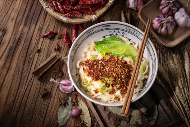 油泼面图片下载