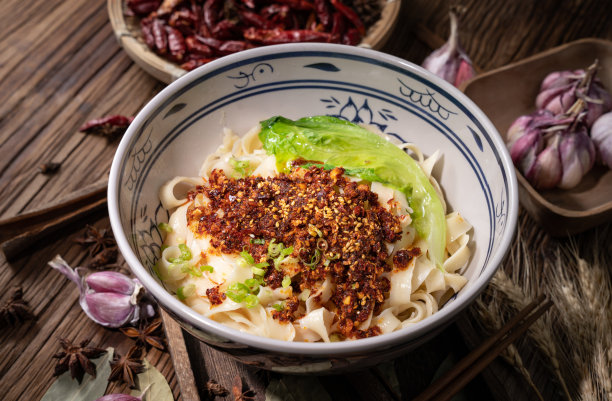 油泼面图片下载