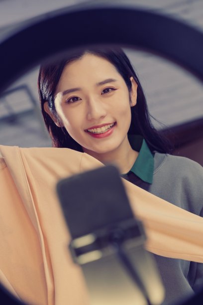 电商模特直播带货图片下载