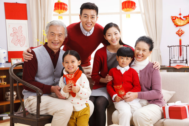 快乐家庭新年大团圆图片下载