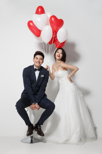 浪漫婚纱情侣图片下载