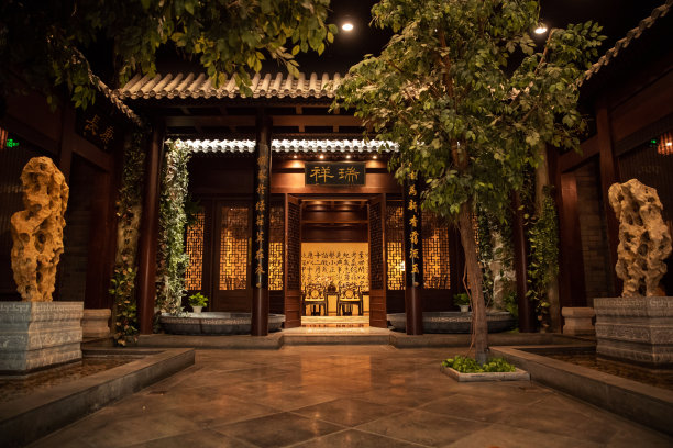 古典式餐厅门口图片下载