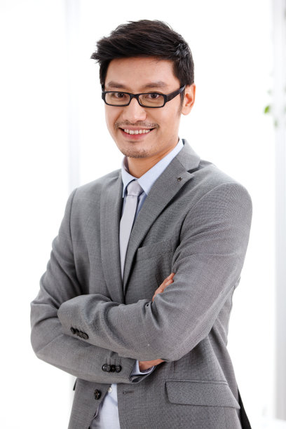 自信的商务男人图片下载