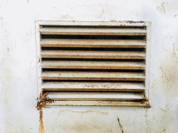 陈旧生锈的金属通风栅图片下载
