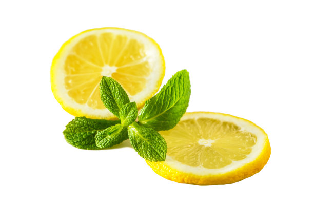 新鲜多汁的柠檬与薄荷白色背景。成熟的黄柑橘片图片下载