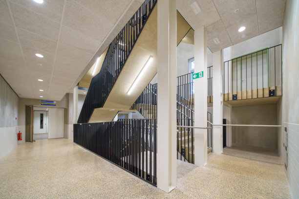 一个美丽的楼梯图片下载