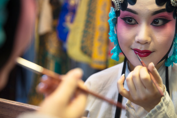 女京剧演员后台化妆图片下载