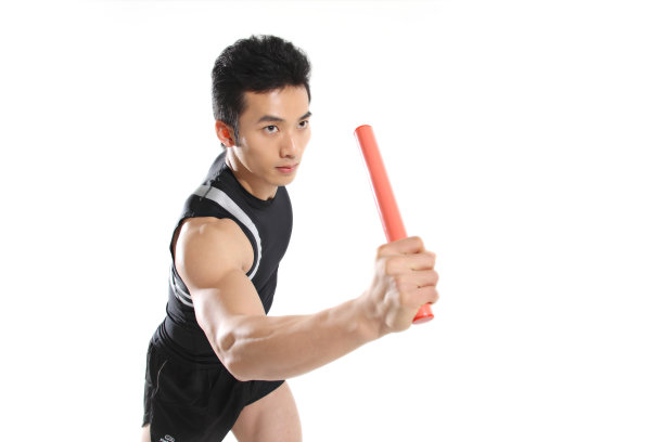 东方青年男子接力赛图片下载