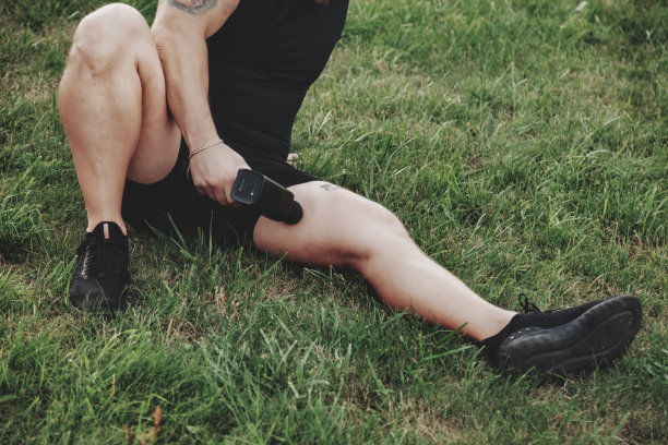 男士按摩用按摩打击枪装置图片下载