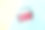 现代简约的夏季化妆概念与粉红色眼影在蓝色的海滩水。时尚美丽的审美。图片下载