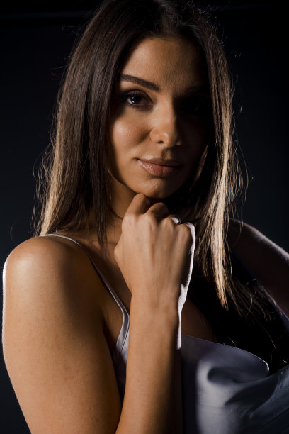 神奇的有魅力的女人图片下载