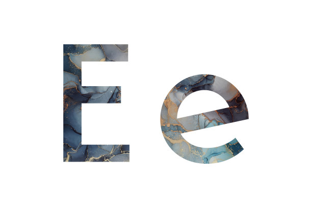 首字母E带有抽象手绘醇墨纹理图片下载