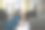 肖像快乐的微笑年轻的成年自由职业者亚洲妇女在家庭办公室与窗户的光在一天。图片下载