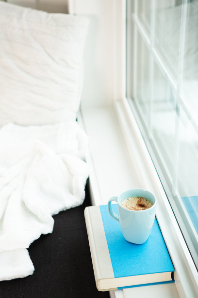 舒适的阅读角落图片下载