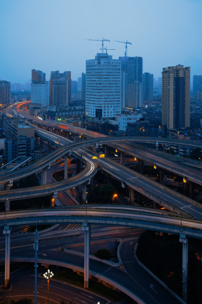 夜晚城市立交桥图片下载