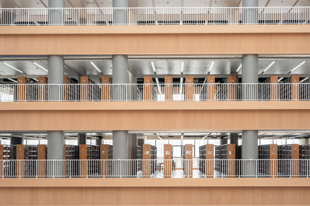 平面观库的暖色调与优美的艺术构图图片下载