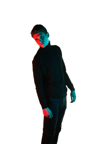 英俊的现代的家伙图片下载