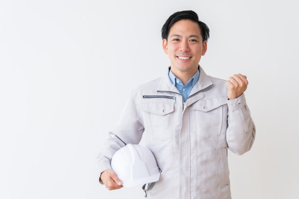 亚裔青年建筑工人图片下载