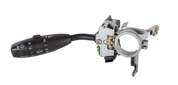 开关臂杆控制信号灯左转或右转和大灯车打开模式。汽车服务行业。备件目录图片下载