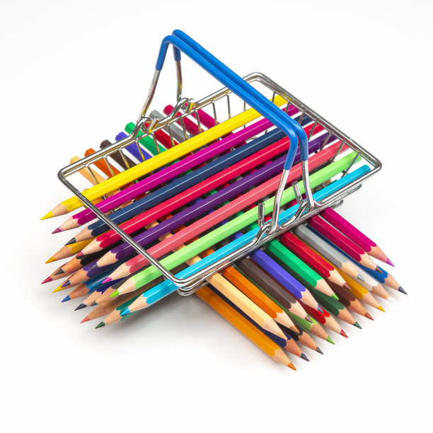 从市场上买来的一套用来在篮子里画画的彩色铅笔。艺术创意绘画工具。彩色铅笔图片下载