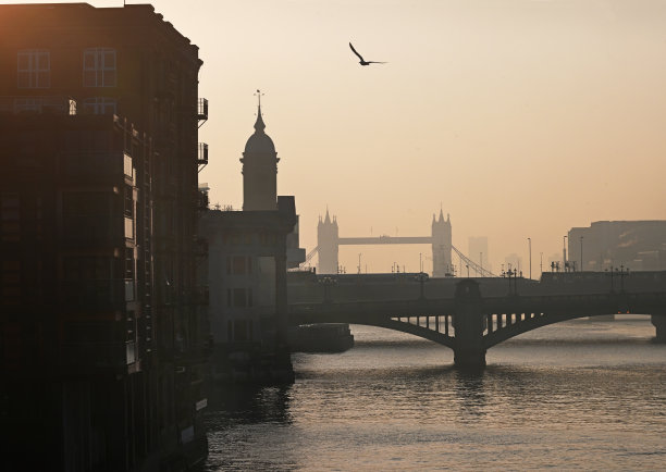 伦敦的黎明图片下载