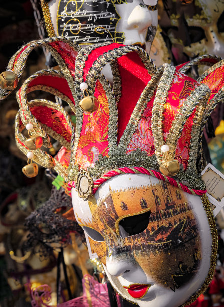 明亮的威尼斯狂欢节面具，意大利，威尼斯的化妆舞会图片下载