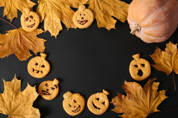 美味的万圣节派对饼干带文字的地方图片下载