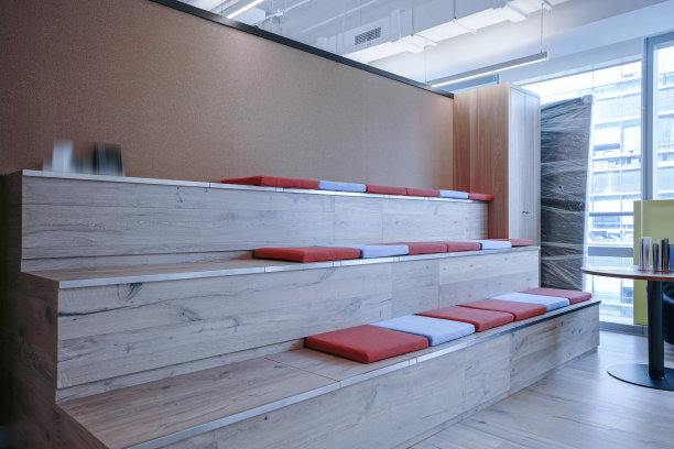 现代空办公室的内部图片下载