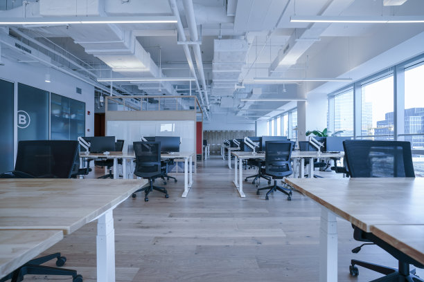 现代空办公室的内部图片下载