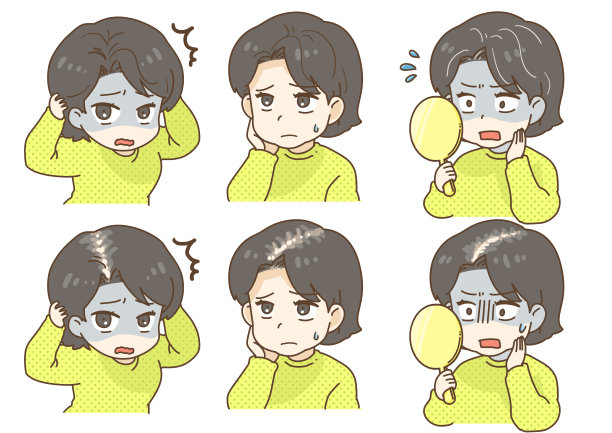 一个关心头发状况的老太太图片下载