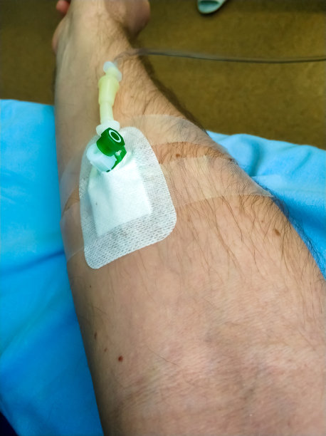 献血的过程。军队医院图片下载