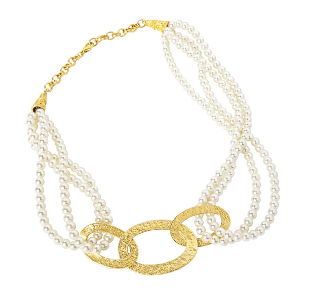珍珠项链孤立在白色背景图片下载