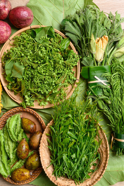 有机东南亚蔬菜来自当地农贸市场，泰国北部图片下载