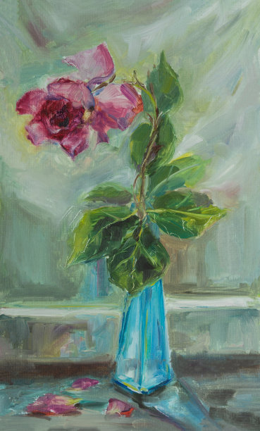 花瓶里的玫瑰。图片下载