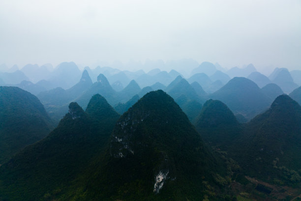 远山风景背景图片下载