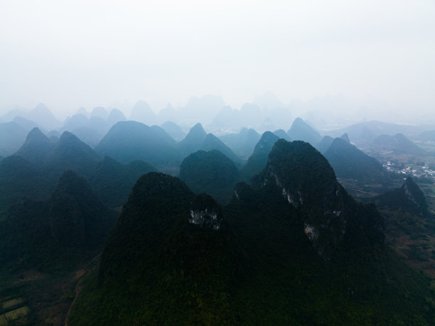远山风景背景图片下载