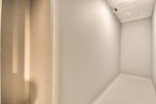 狭窄的走廊内部图片下载