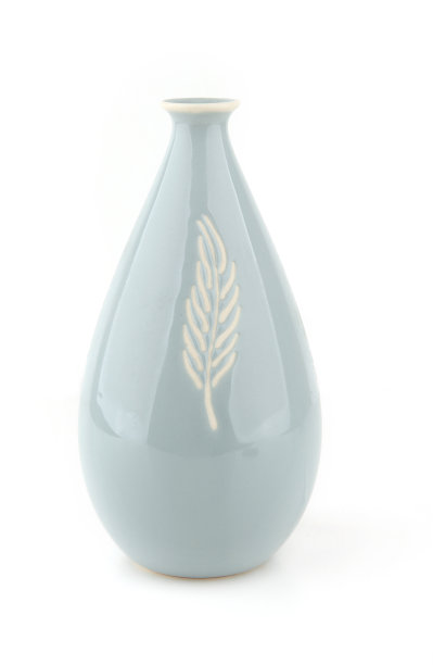 花瓶孤立在白色背景上。图片下载