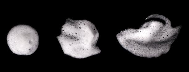 俯视图，液体白色泡沫从肥皂或洗发水或沐浴露。图片下载