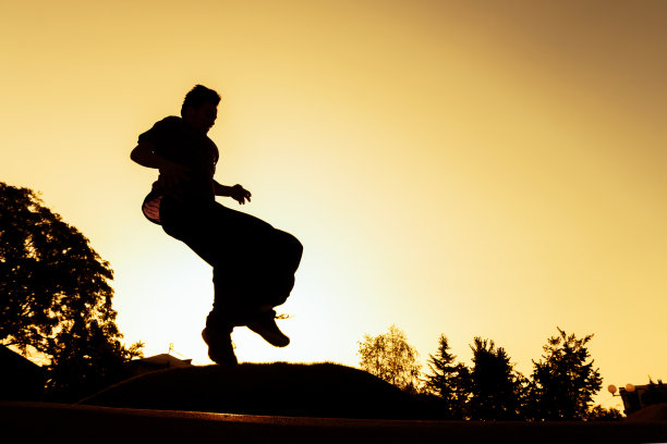 酷跑的技巧和动作图片下载