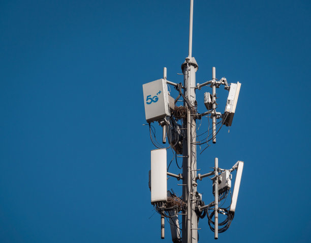 5G信号通信基站塔图片下载